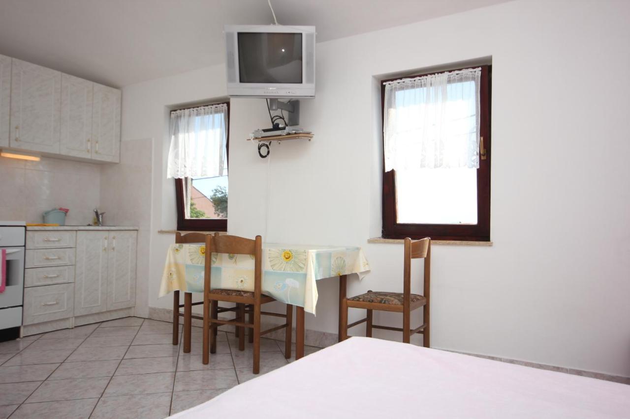 Apartments With A Parking Space Punta Kriza, Cres - 383 외부 사진